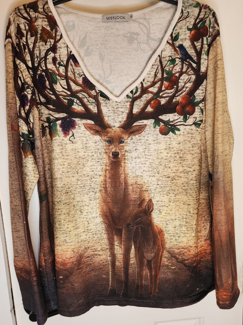 MISSLOOK Beige Brown V-Neck Sweater with Deer & Nature Motif